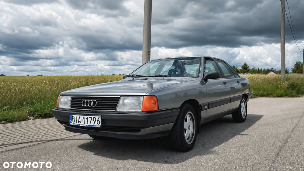 Audi 100 - 1