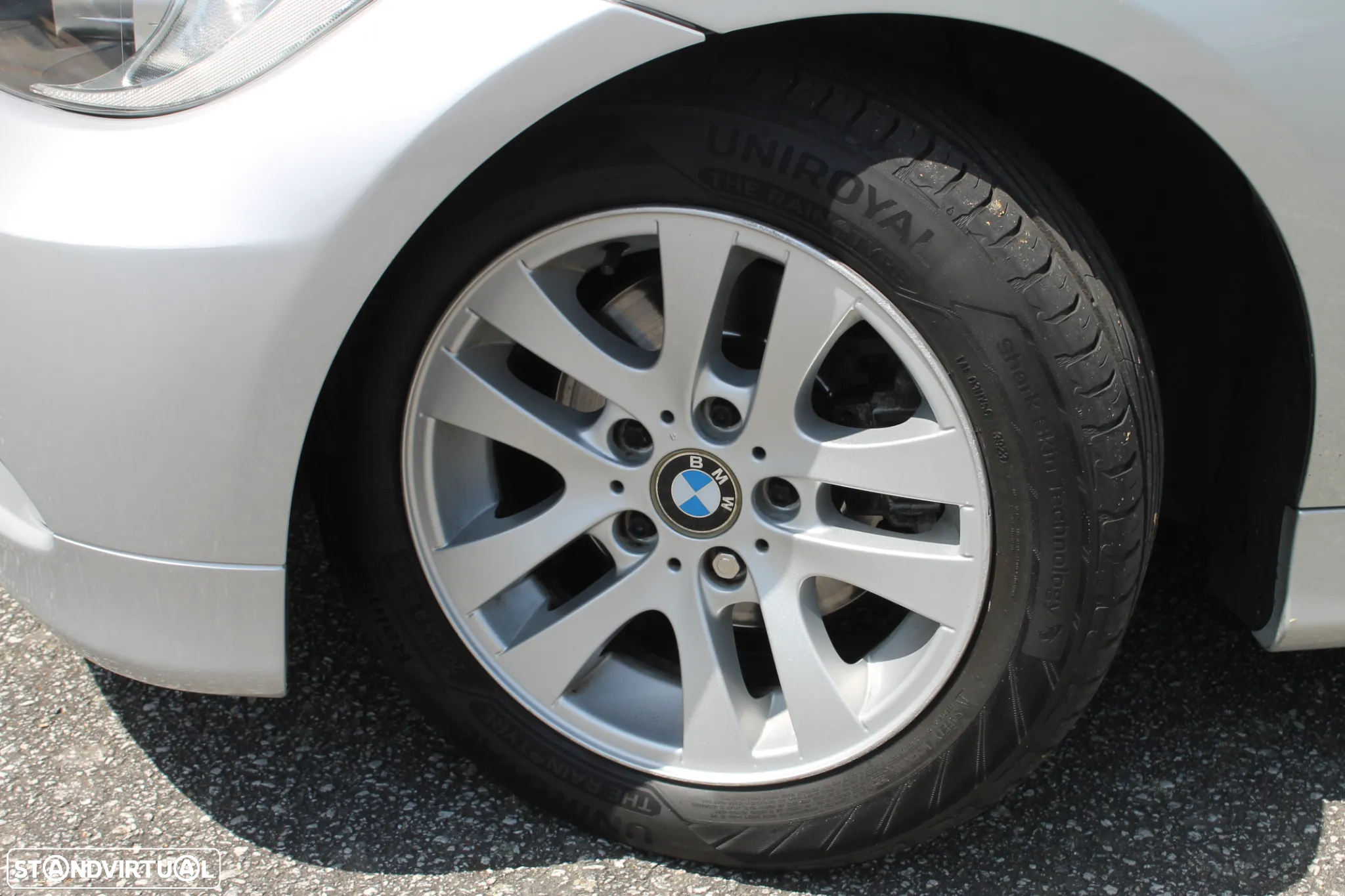 BMW 320 d Touring Exclusive - 26