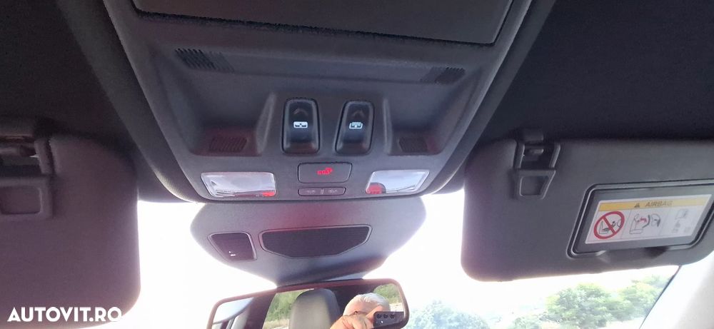 Ford Kuga 2.5 Duratec PHEV ST-LINE - 25