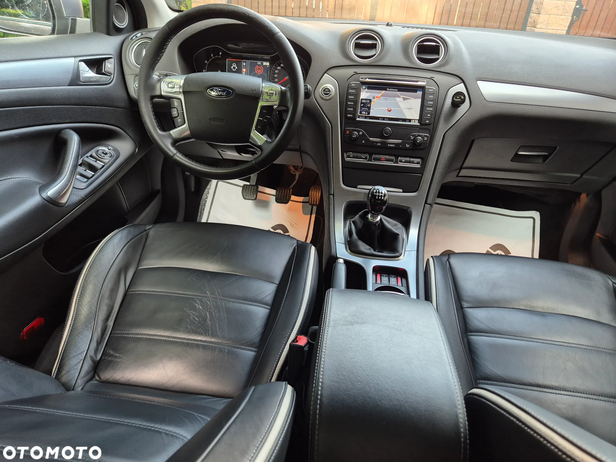 Ford Mondeo 1.6 TDCi Titanium - 23