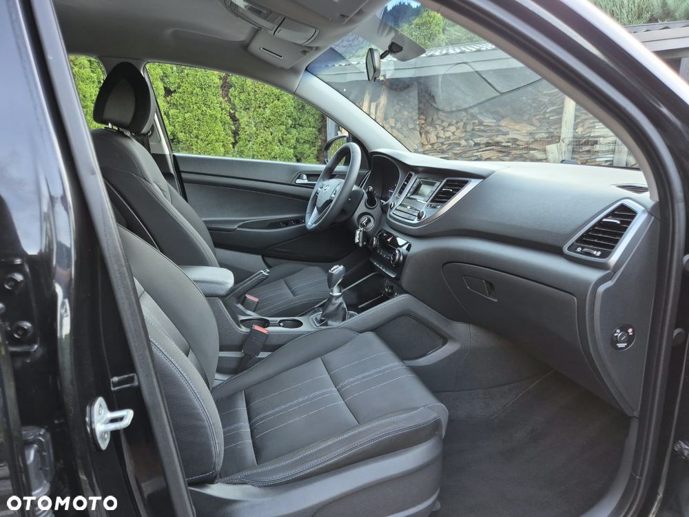 Hyundai Tucson 2.0 CRDI Comfort 4WD - 16