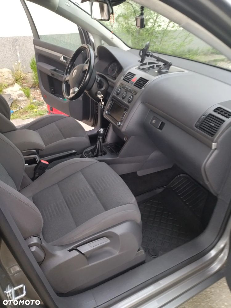 Volkswagen Touran 2.0 TDI DPF Comfortline Perfectline - 8