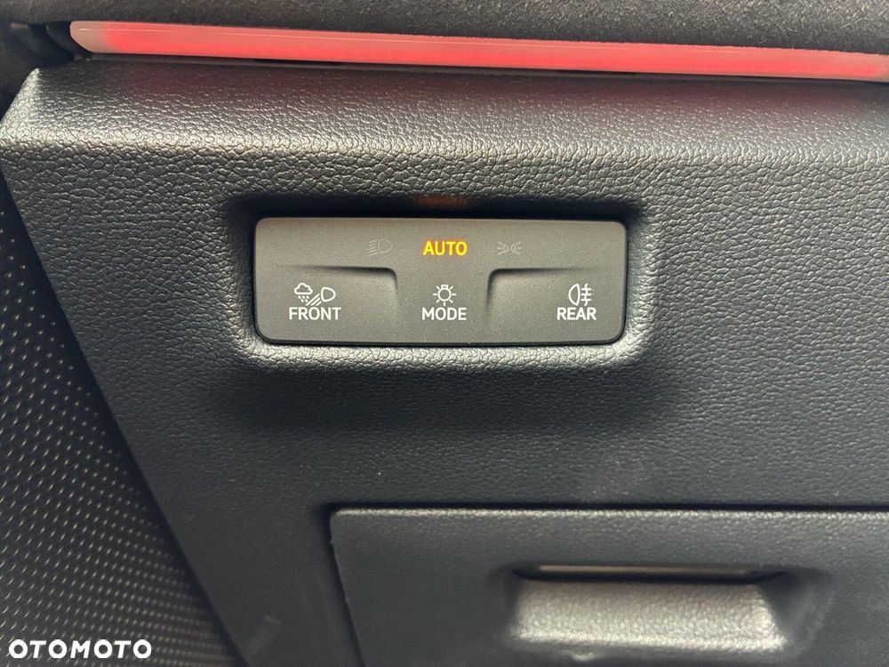 Volkswagen Tiguan - 24
