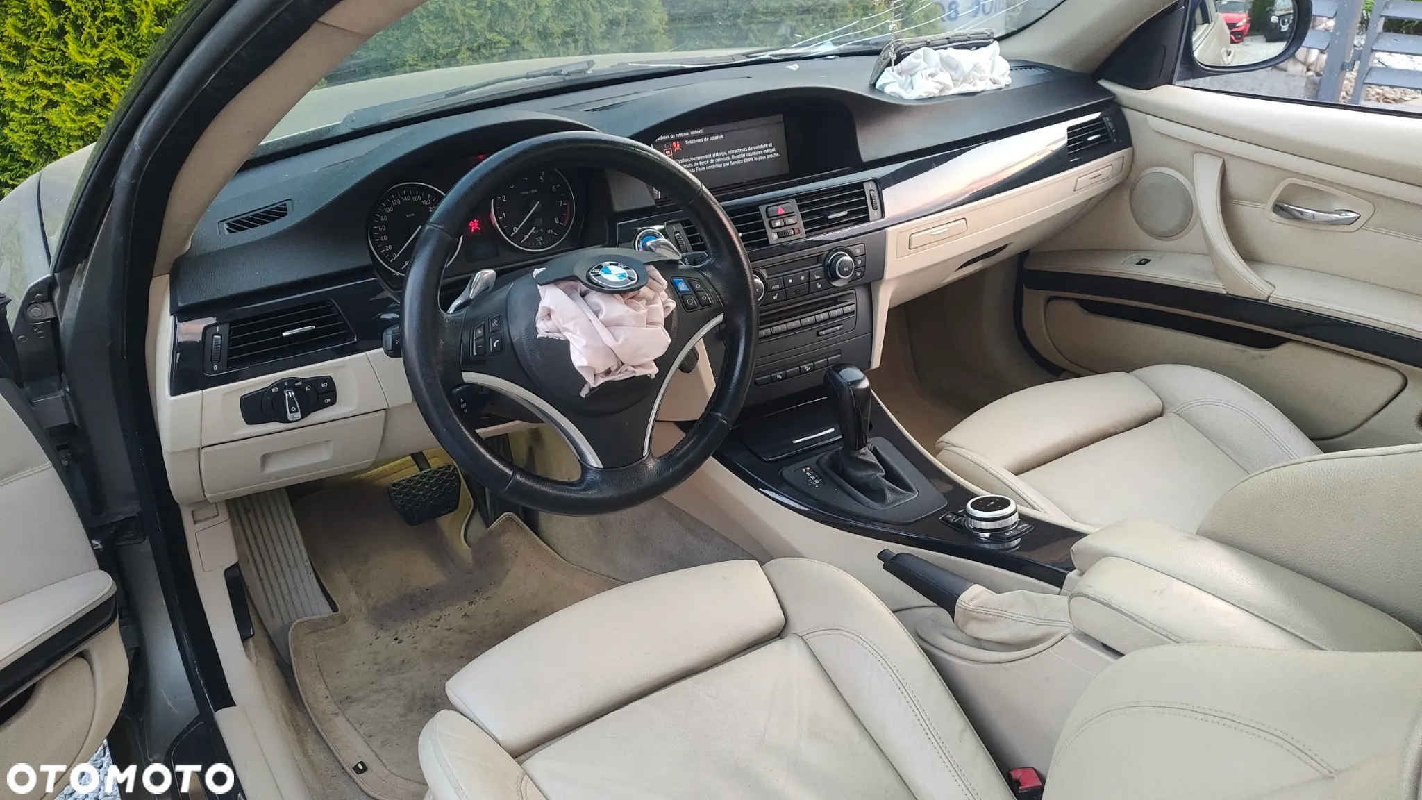 BMW Seria 3 330i xDrive Coupe - 21