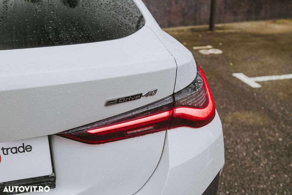 BMW i4 eDrive40 - 12