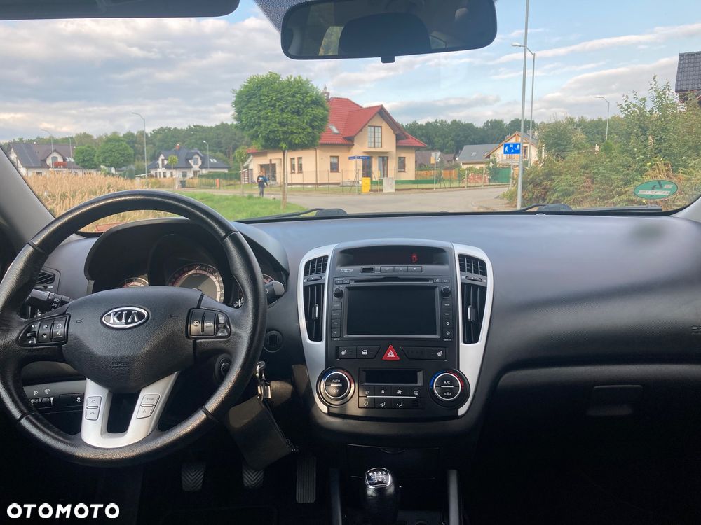 Kia Ceed 1.6 L Euro2012 - 10