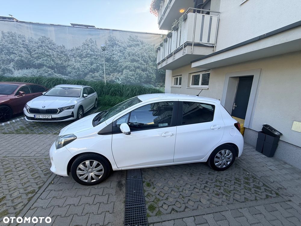 Toyota Yaris 1.33 Premium EU6 - 3