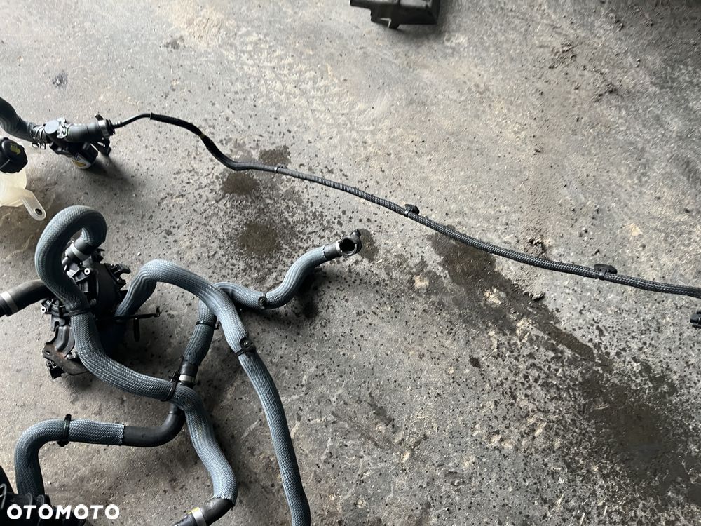 Węże wody przewody Renault Austral 1.2 E-TECH - 5