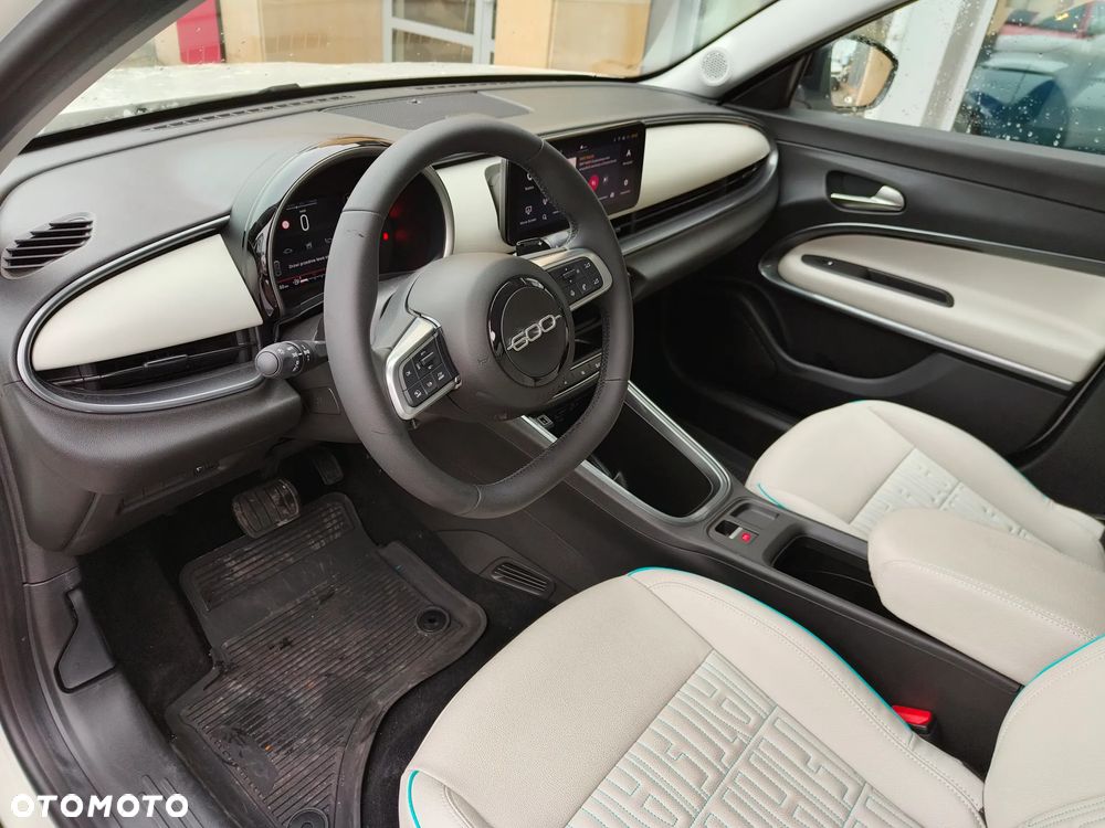 Fiat 600 1.2 Turbo La Prima eDCT - 9