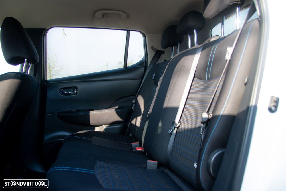 Nissan Leaf N-Connecta - 13