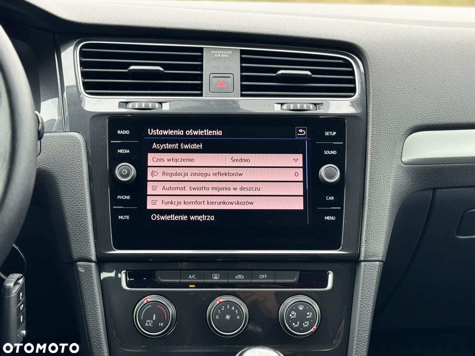 Volkswagen Golf VII 1.6 TDI BMT Trendline - 9