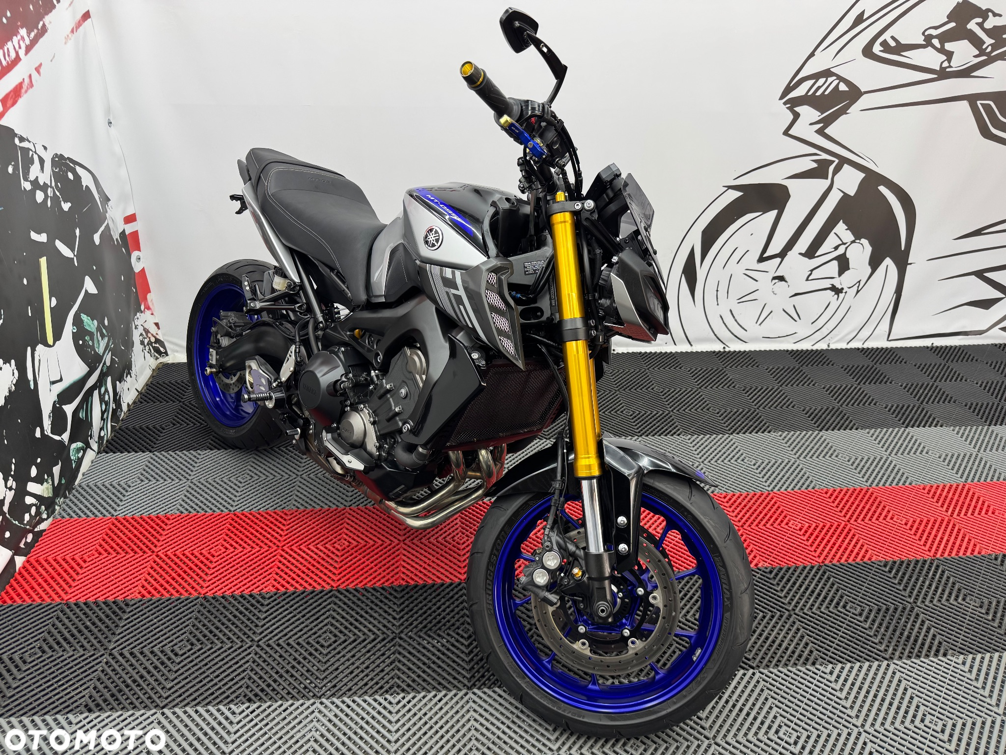 Yamaha MT - 7