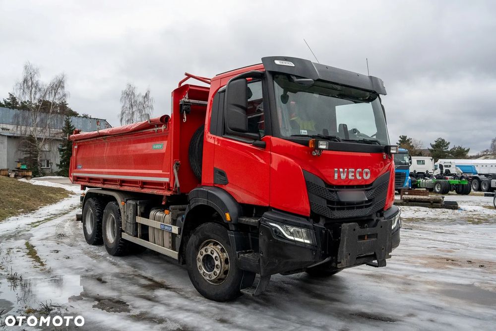 Iveco Trakker 6x4 - 7