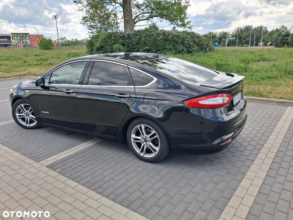 Ford Fusion - 6