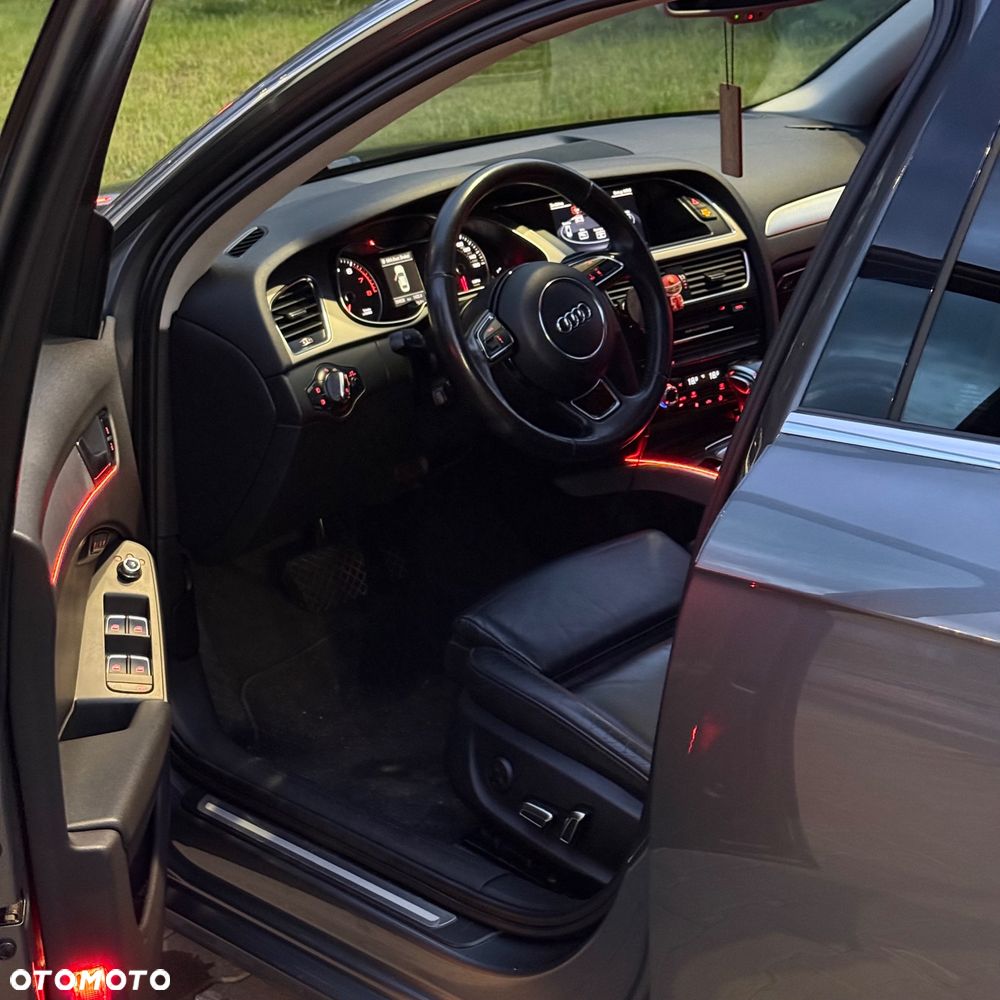Audi A4 Limousine - 19
