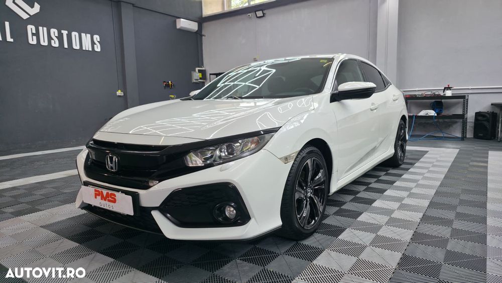 Honda Civic 1.0 i-VTEC Turbo Elegance - 1