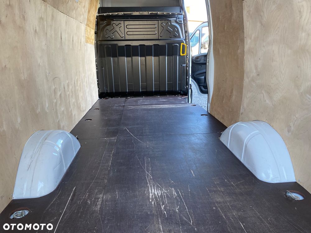 Iveco DAILY 3.0 HI MATIC 35-180, MAX długi, zakupiony w salonie w Rzeszowie, serwisowany, bezwypadkowy, pełna dokumentacja - 33