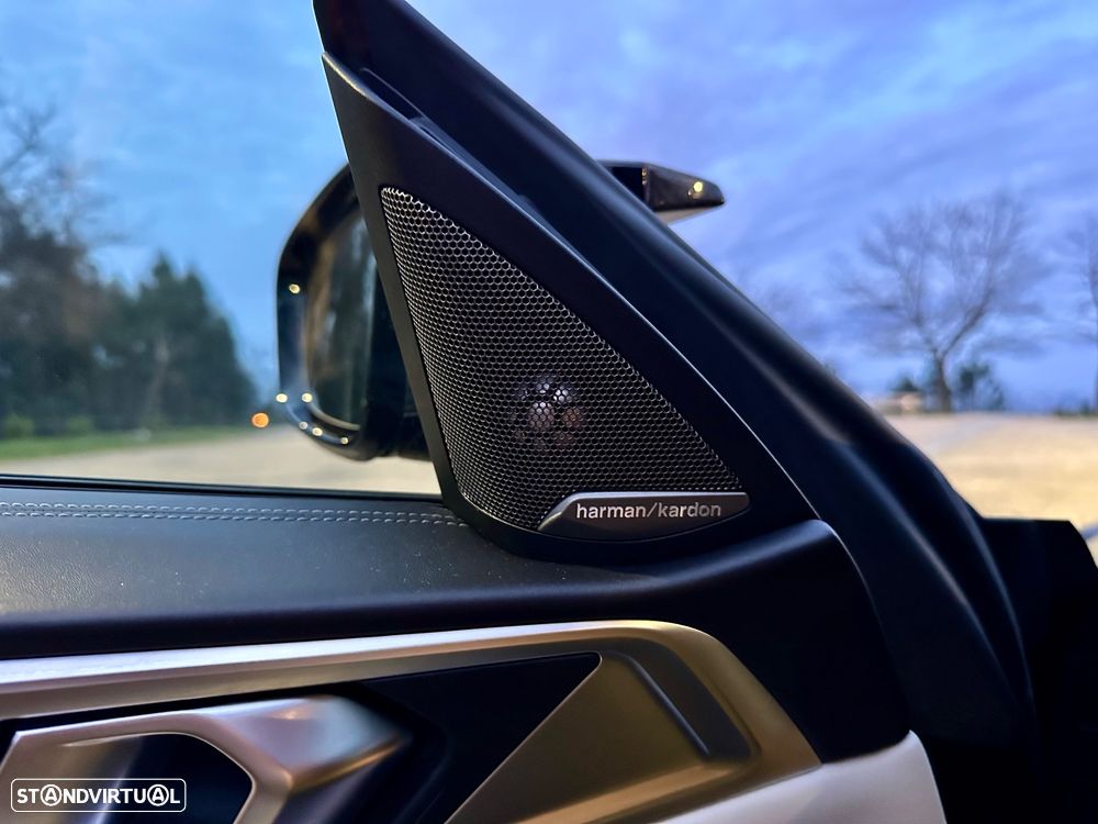 BMW M4 Competition M xDrive - 26