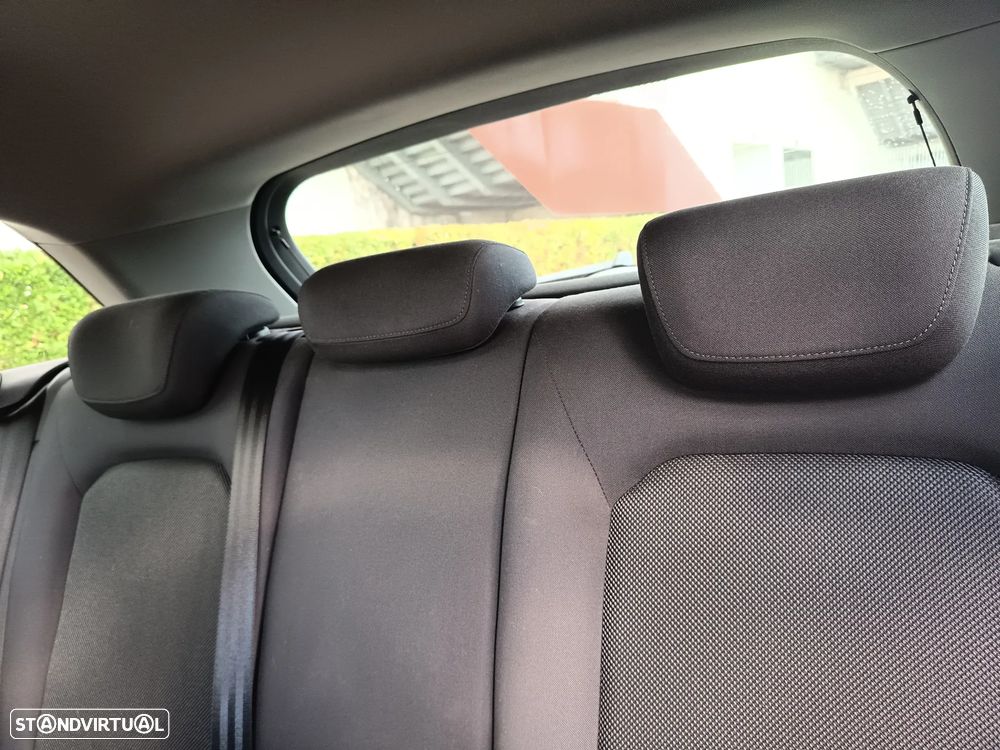 Audi A3 Sportback 1.6 TDI - 11