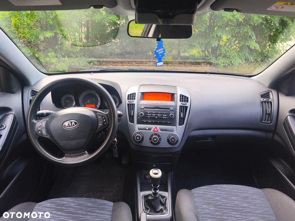 Kia Ceed 1.6 Crdi Comfort + - 11