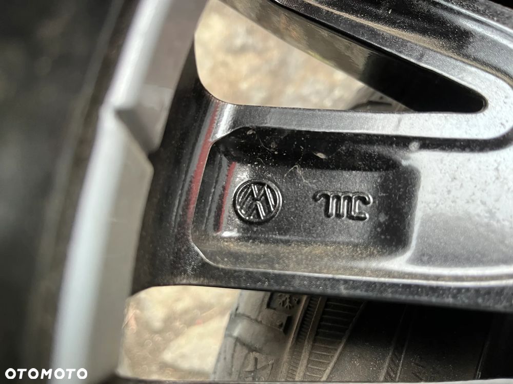 Felga VW 8J x 18 ET 50 7E0601025S T6 T6.1 Multivan 5x120 1szt. - 3