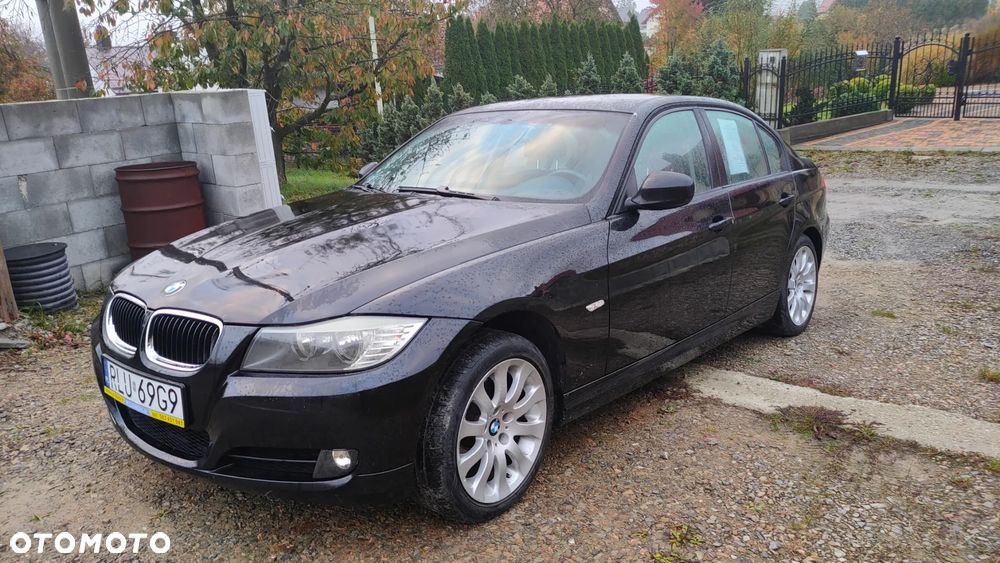 BMW Seria 3 318i - 3