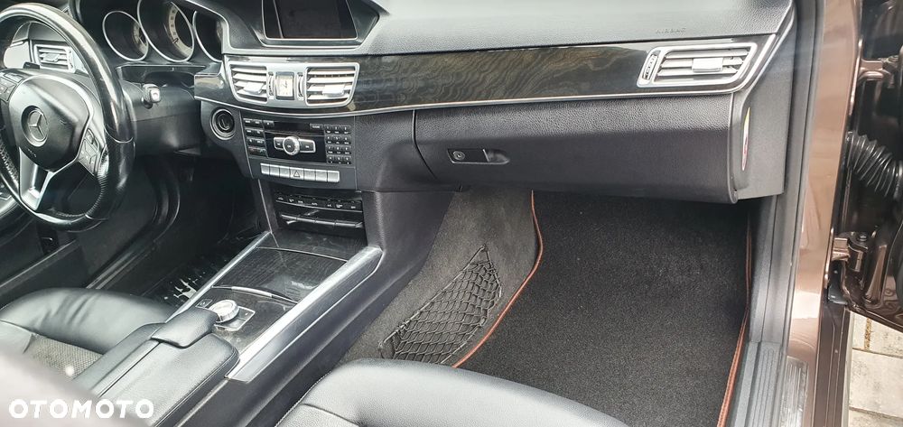 Mercedes-Benz Klasa E 220 BlueTEC 7G-TRONIC Avantgarde - 20