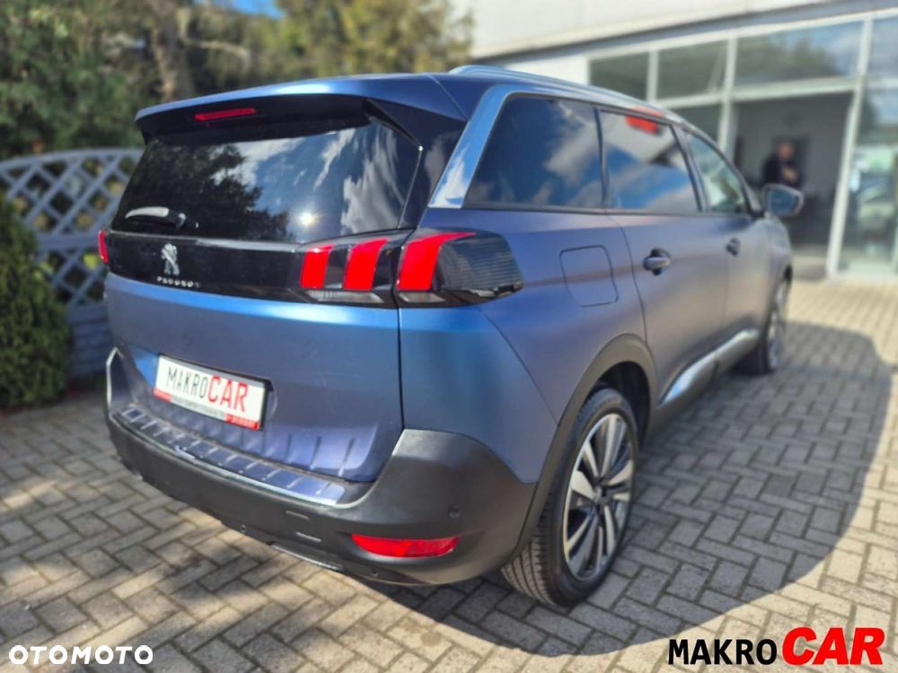 Peugeot 5008 - 3