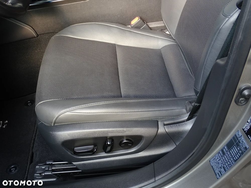 Lexus ES 300h Business Edition + - 10