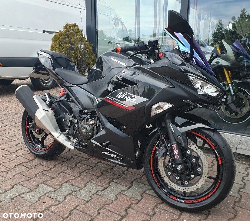 Kawasaki Ninja 400 - 2