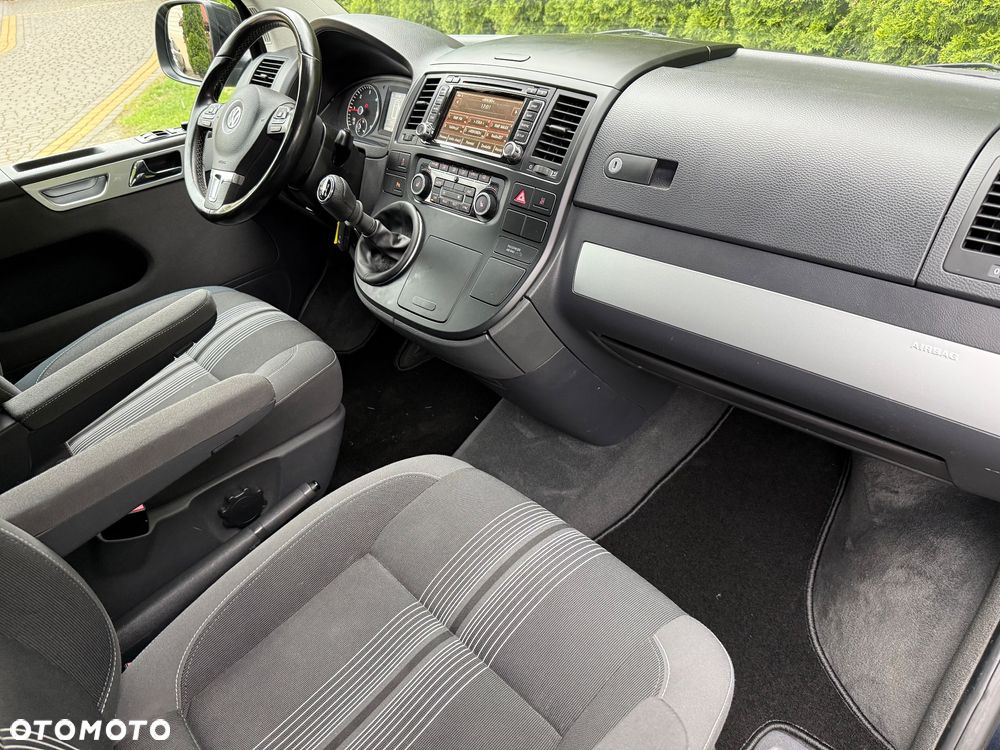 Volkswagen Multivan - 20