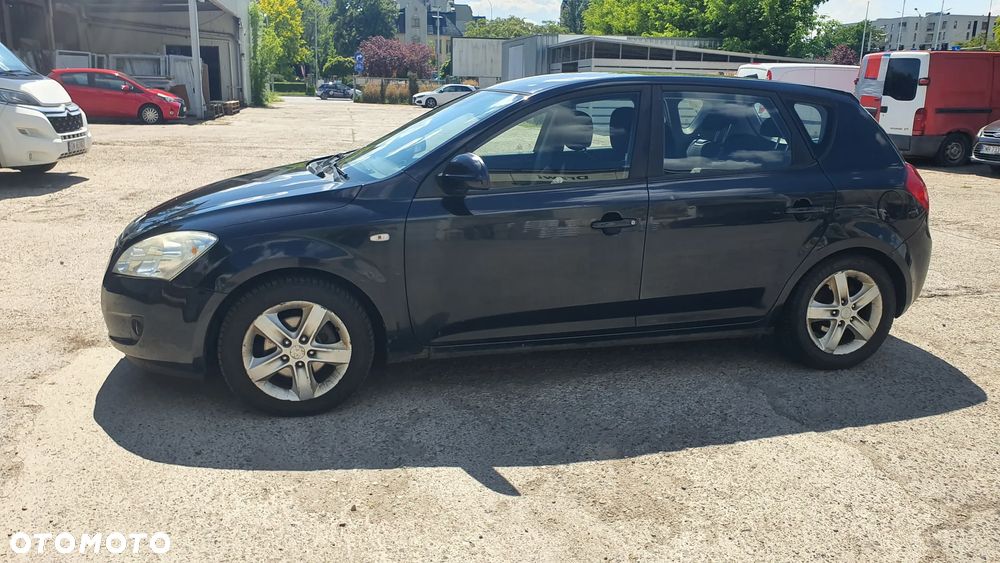 Kia Ceed 1.6 Crdi Comfort - 10