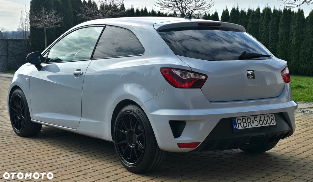 Seat Ibiza SC 1.8 TSI S&S Cupra - 10