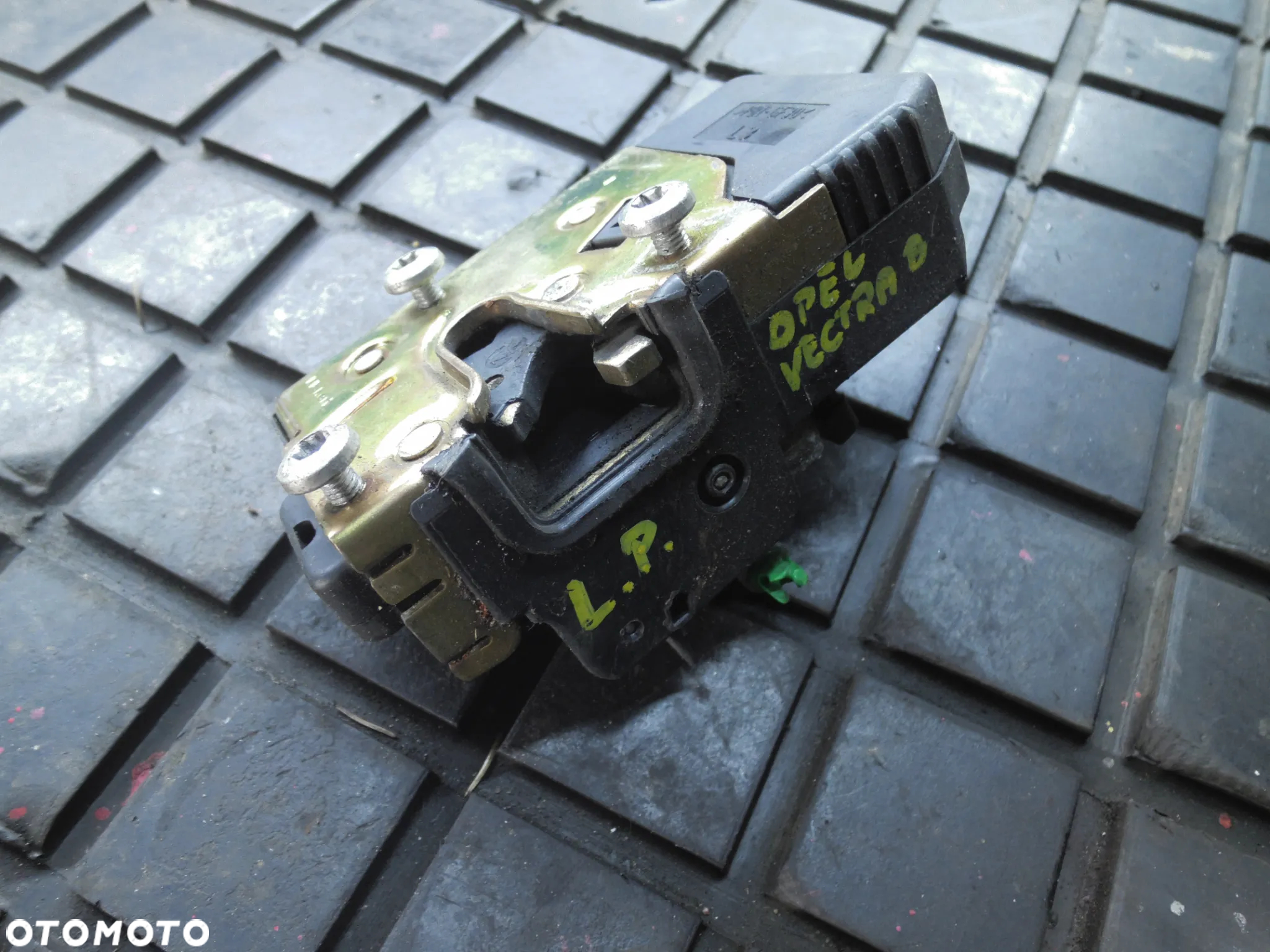 OPEL VECTRA B ZAMEK DRZWI LEWY PRZÓD LEWYCH PRZEDNICH BC 90585021 POSIADAM 3SZT - 6