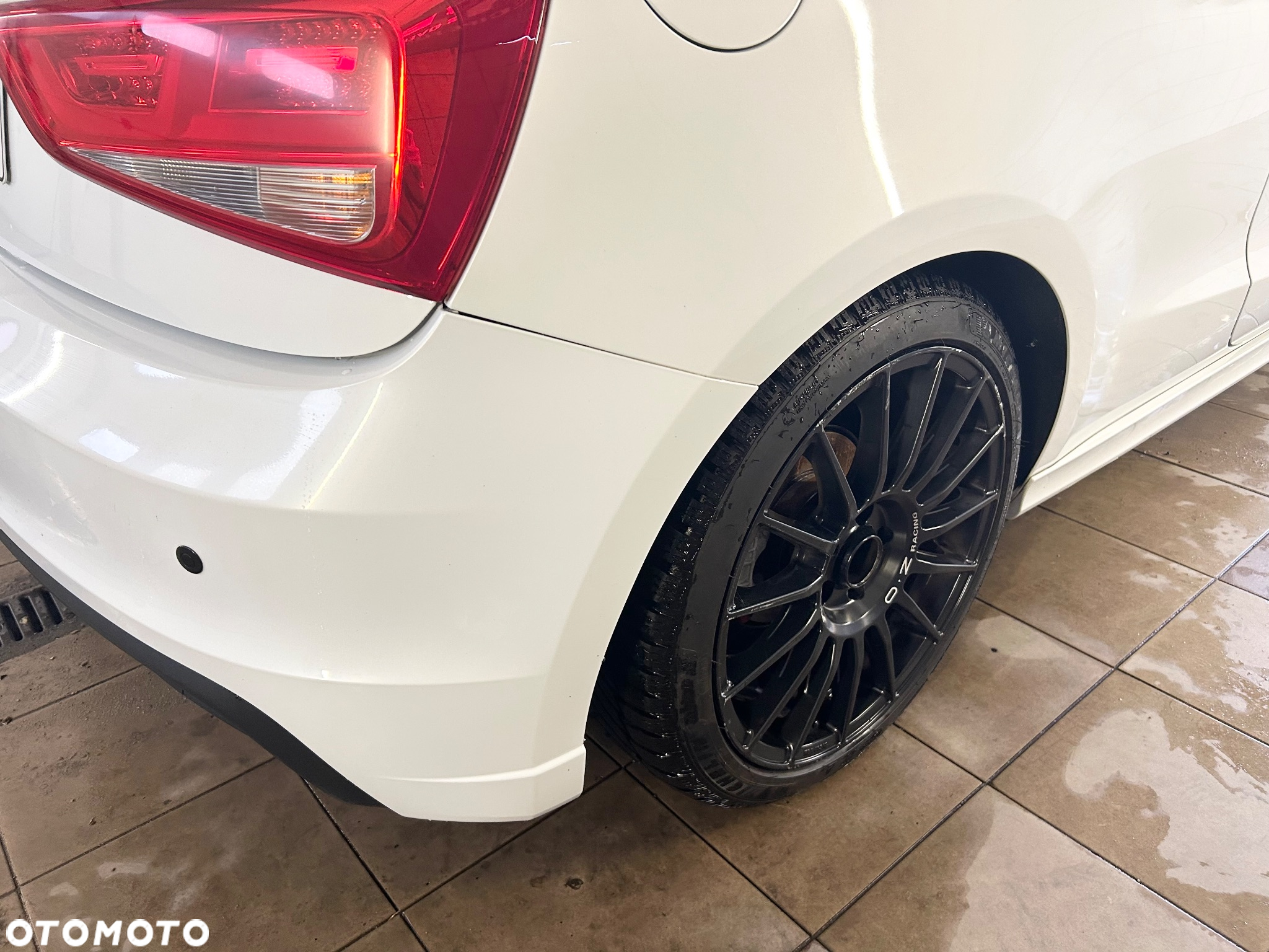 Audi A1 1.2 TFSI Attraction - 12