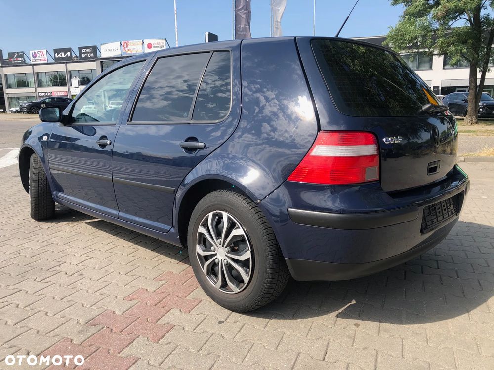 Volkswagen Golf - 13