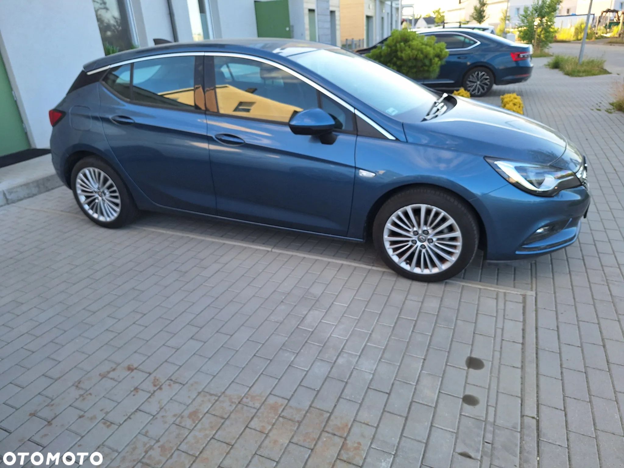 Opel Astra V 1.0 T Elite S&S - 1