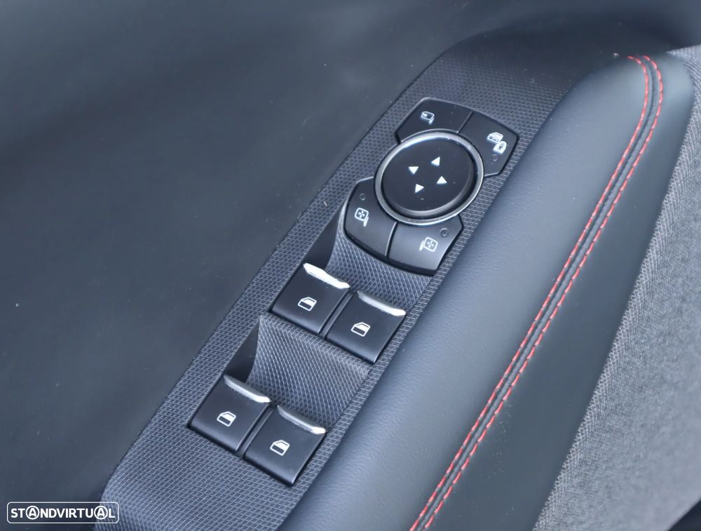 Ford Mustang Mach-E AWD PREMIUM - 30