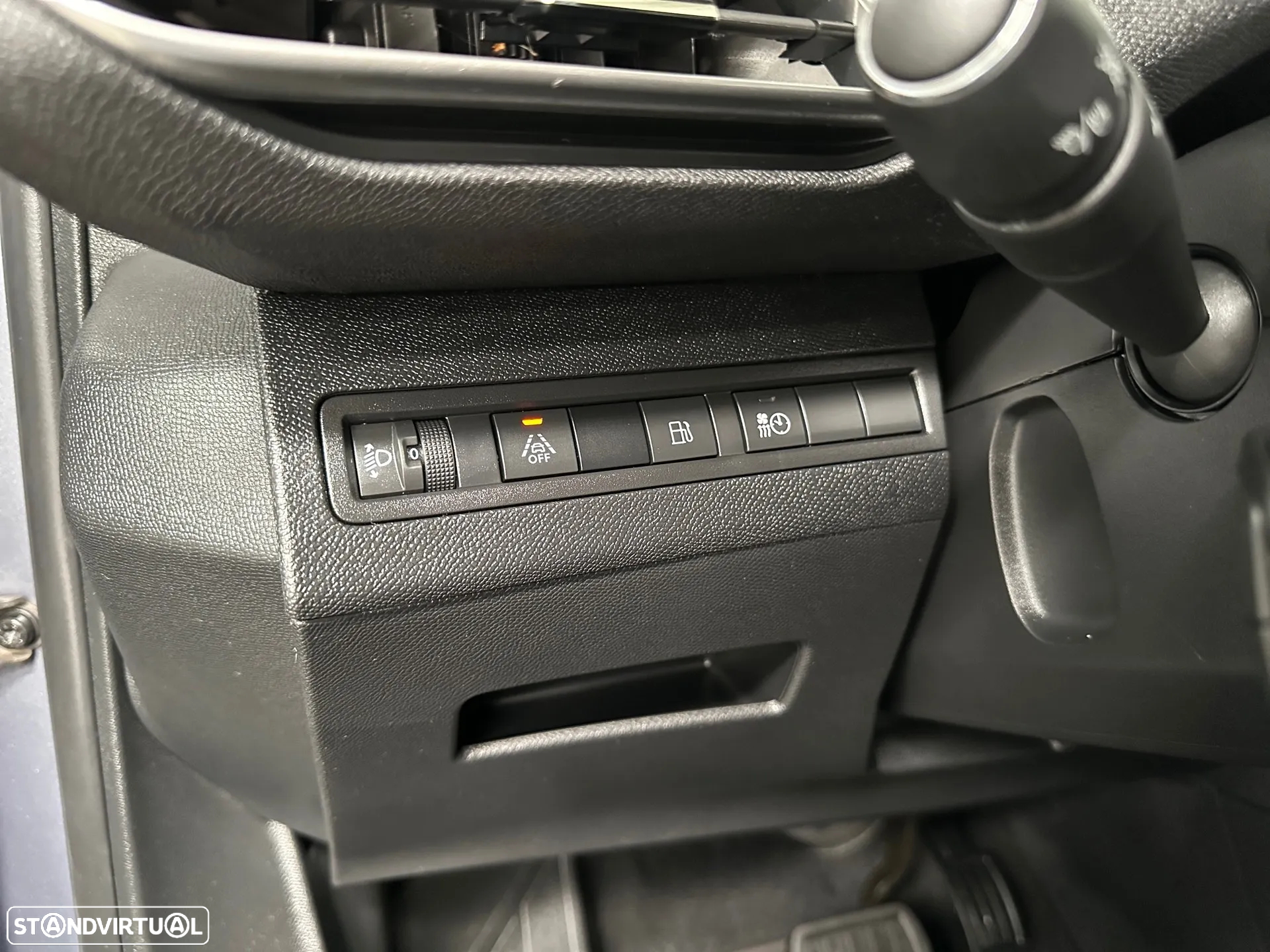 Peugeot 3008 1.6 Hybrid Allure e-EAT8 - 13