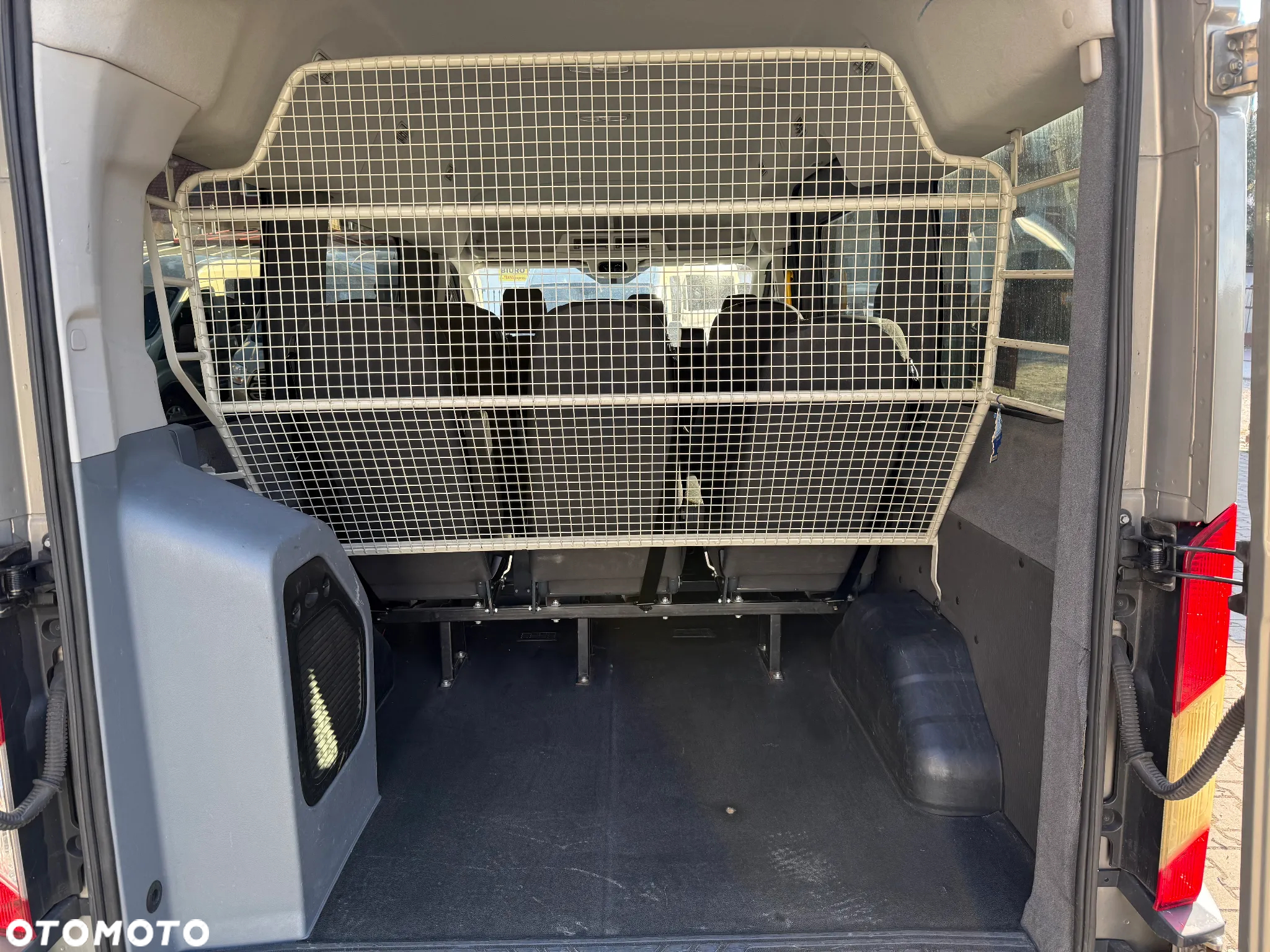 Ford Transit - 9