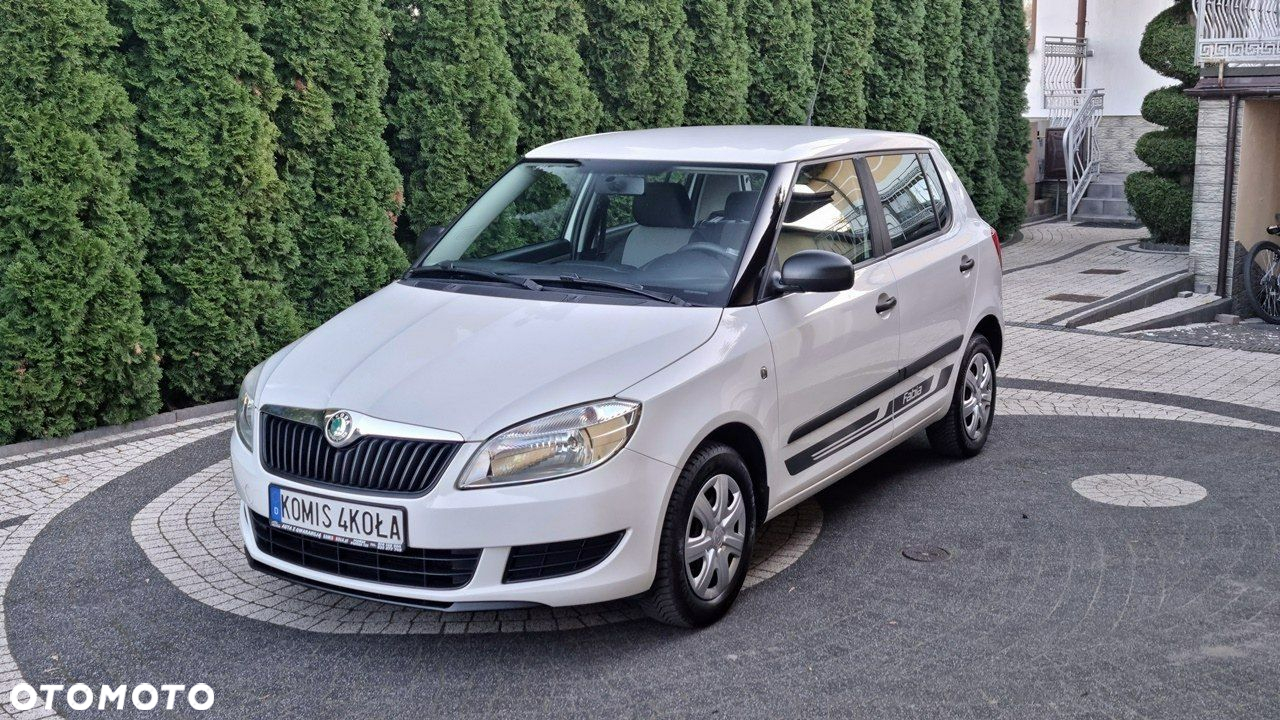 Skoda Fabia - 8