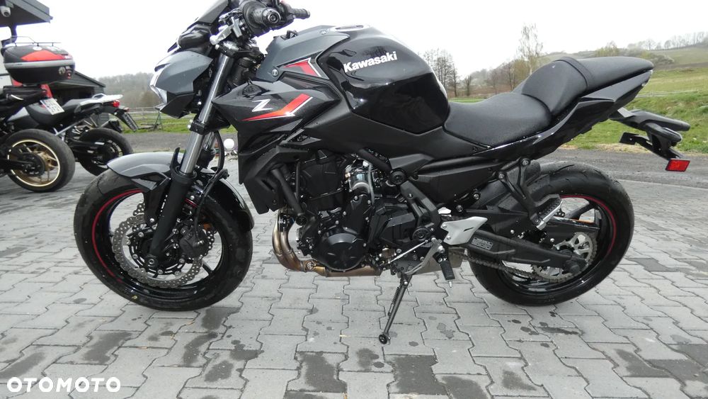 Kawasaki Z 650 - 6