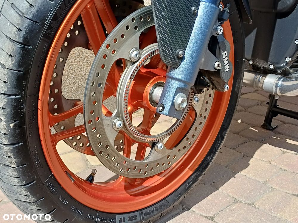 BMW R - 6