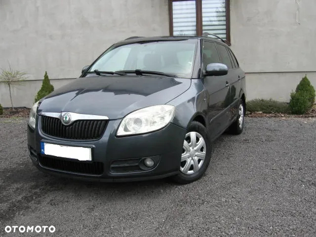 Skoda Fabia 1.4 16V Comfort - 4