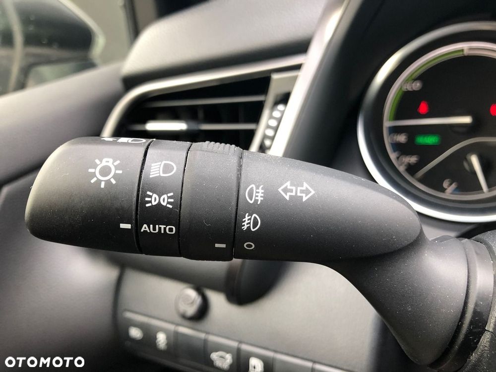 Toyota Camry 2.5 Hybrid Prestige CVT - 26