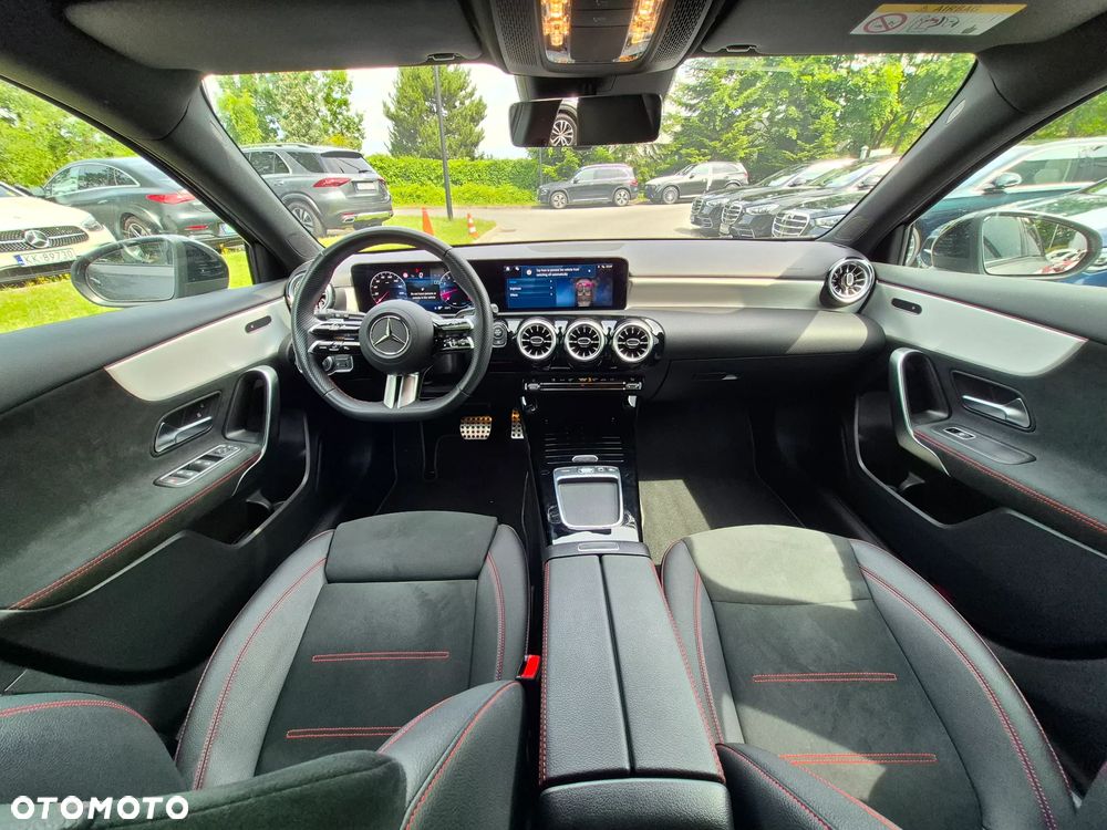 Mercedes-Benz Klasa A 200 AMG Line 7G-DCT - 22