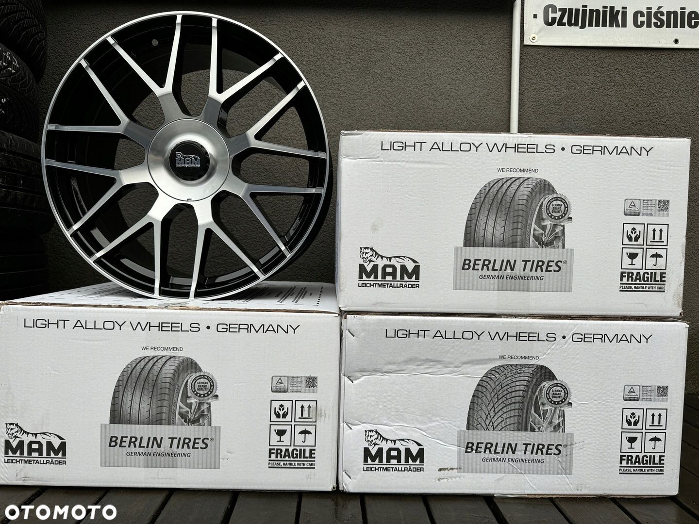 Felgi 19cali MAM Audi A3 S3 A4 A6 S4 S6 Q2 Q3 A8 5x112 ET45 - 1