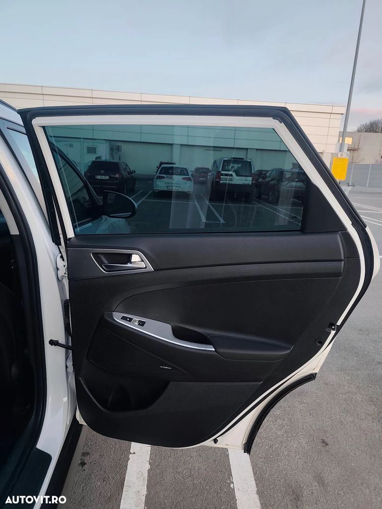 Hyundai Tucson 2.0 CRDI 4WD 8AT Premium - 5