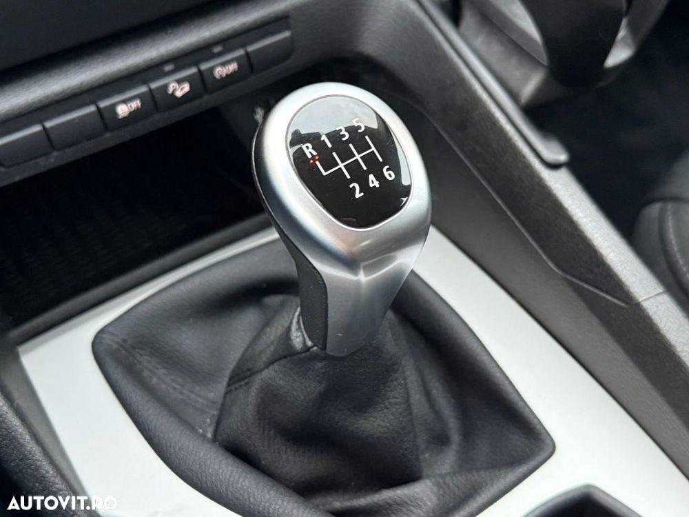 BMW X1 xDrive20d - 13