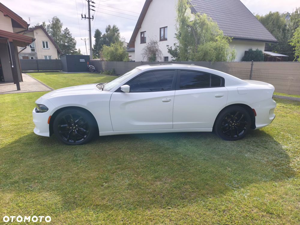 Dodge Charger - 4